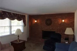 3439 Hillside Dr, High Point, NC 27265 - Photo 4