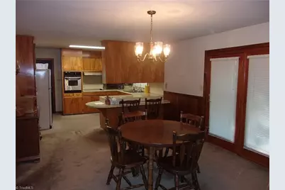 3439 Hillside Drive, High Point, NC 27265 - Photo 8