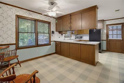 524 Eastwood Drive, Asheboro, NC 27205 - Photo 12