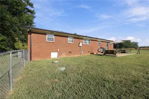1491 Union Ridge Rd, Burlington, NC 27217 - Photo 26