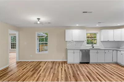 513 Sherbrook Drive, High Point, NC 27262 - Photo 6
