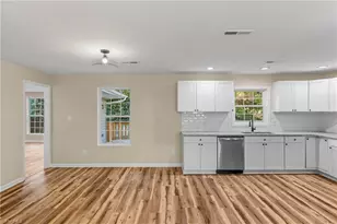 513 Sherbrook Dr, High Point, NC 27262 - Photo 6