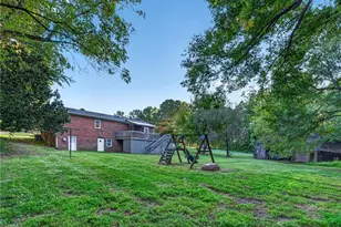 3453 McConnell Rd, Greensboro, NC 27405 - Photo 28