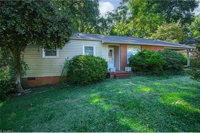 3809 Parkwood Drive, Greensboro, NC 27403 - Photo 2