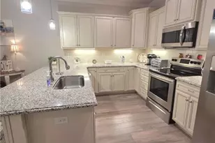 101 Parkview Dr, Yadkinville, NC 27055 - Photo 8