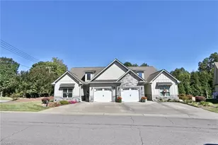 101 Parkview Dr, Yadkinville, NC 27055 - Photo 32