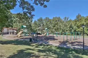 101 Parkview Dr, Yadkinville, NC 27055 - Photo 34