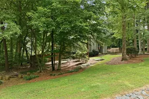 4009 Loch Lorien Rd, Kernersville, NC 27284 - Photo 4