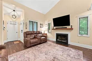 4009 Loch Lorien Rd, Kernersville, NC 27284 - Photo 22