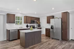 180 Christophers Ct, Lexington, NC 27295 - Photo 10