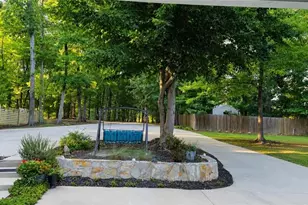 5409 Dobson Rd, Greensboro, NC 27410 - Photo 4