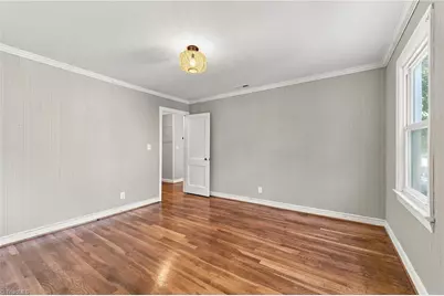 911 Portland Street, Greensboro, NC 27401 - Photo 16