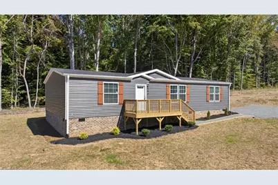 202 Christophers Court, Lexington, NC 27295 - Photo 1