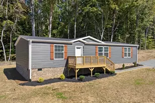 202 Christophers Ct, Lexington, NC 27295 - Photo 1