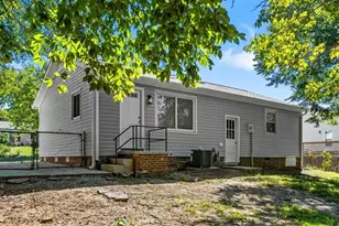 815 Tipperary Dr, Greensboro, NC 27406 - Photo 4