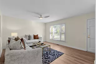 815 Tipperary Dr, Greensboro, NC 27406 - Photo 12