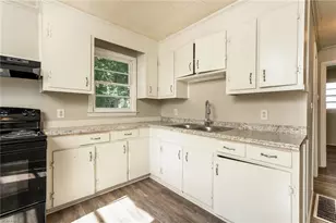 1006 E Devonshire St, Winston-Salem, NC 27107 - Photo 6
