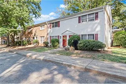 2821 Tully Square #F, Winston-Salem, NC 27106 - Photo 2
