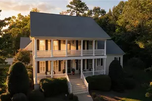 1018 Lochshire Dr, Burlington, NC 27215 - Photo 2