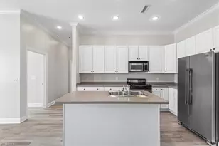 113 N Church St, Greensboro, NC 27401 - Photo 2