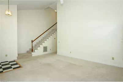 5 Irving Park Lane, Greensboro, NC 27455 - Photo 8