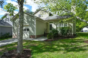 5 Irving Park Ln, Greensboro, NC 27455 - Photo 2