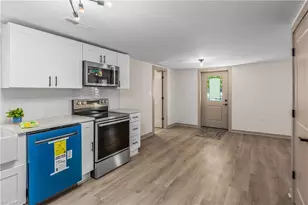 3726 Konnoak Dr, Winston-Salem, NC 27127 - Photo 10