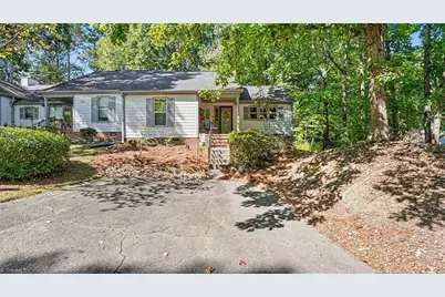 926 Chatfield Drive #C, Jamestown, NC 27282 - Photo 2