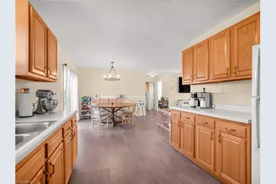 285 Raven Circle, Lexington, NC 27292 - Photo 8
