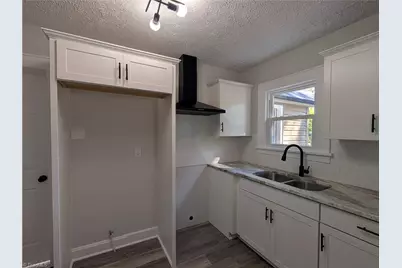 207 Springfield Road, High Point, NC 27263 - Photo 20