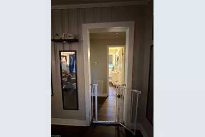 1011 Manly Street, Winston-Salem, NC 27105 - Photo 10