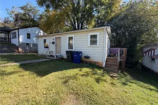1011 Manly Street, Winston-Salem, NC 27105 - Photo 2