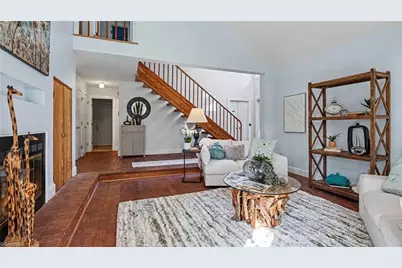 2902 Crossfield Drive, Greensboro, NC 27408 - Photo 2