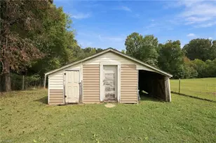 2243 Durham St Ext, Burlington, NC 27217 - Photo 4