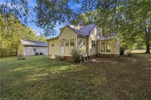 636 Stoney Creek Church Rd, Burlington, NC 27217 - Photo 36
