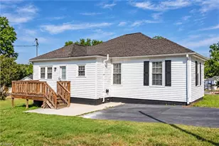 728 Osborne St, Eden, NC 27288 - Photo 14