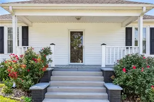 728 Osborne St, Eden, NC 27288 - Photo 12