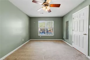 3737 Winborne Ln, Greensboro, NC 27410 - Photo 18