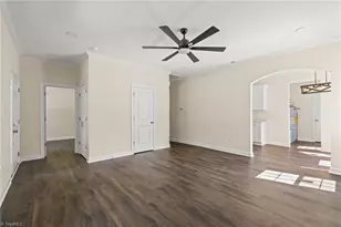 1055 Fisher Ferry St, Thomasville, NC 27360 - Photo 8