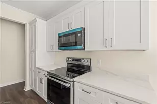 1055 Fisher Ferry St, Thomasville, NC 27360 - Photo 12