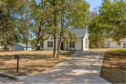 1055 Fisher Ferry Street, Thomasville, NC 27360 - Photo 2