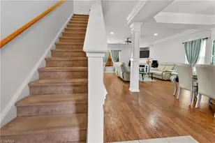 765 Spinning Wheel Point, High Point, NC 27265 - Photo 4