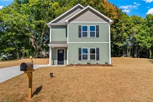 439 Buick St, Winston-Salem, NC 27101 - Photo 1