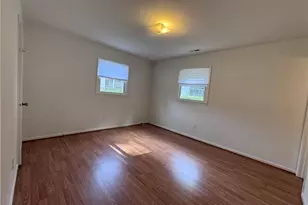 305 Kingston Dr, King, NC 27021 - Photo 18