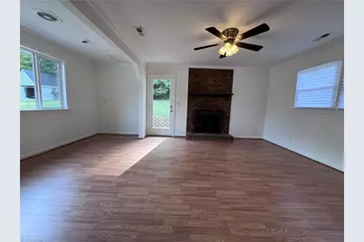 305 Kingston Drive, King, NC 27021 - Photo 6