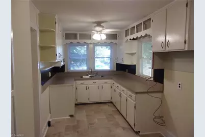 212 Foster Street, Asheboro, NC 27205 - Photo 6