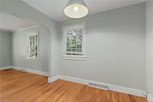 2746 Maplewood Ave, Winston-Salem, NC 27103 - Photo 10