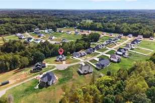 187 Providence Trl, Madison, NC 27025 - Photo 2