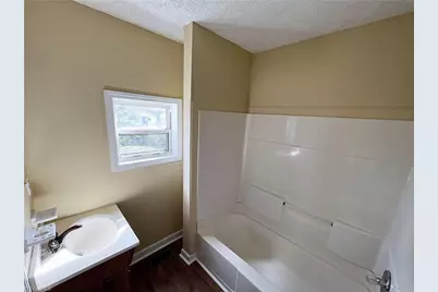 1134 24th Street NE, Winston-Salem, NC 27105 - Photo 8