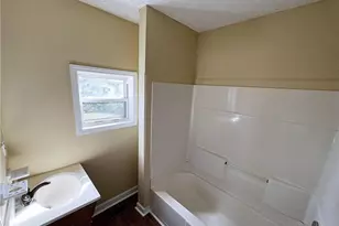 1134 24th St NE, Winston-Salem, NC 27105 - Photo 8